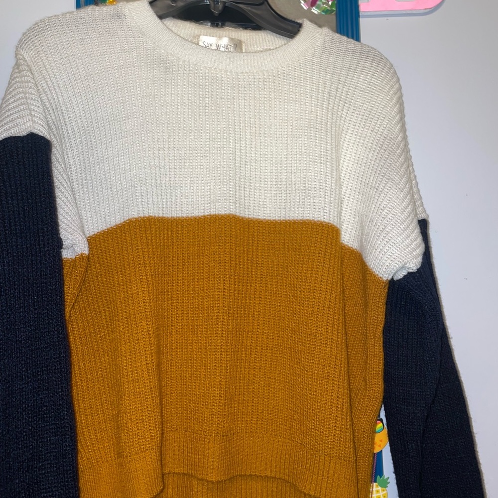 3 Colored Sweater